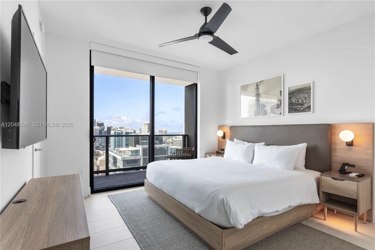 601 NE 1st St , Unit 3907, Miami, FL 33132 Photo