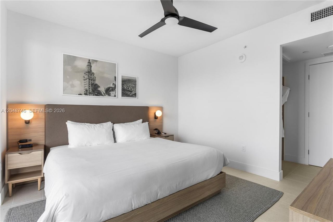 601 NE 1st St , Unit 3907, Miami, FL 33132 Photo