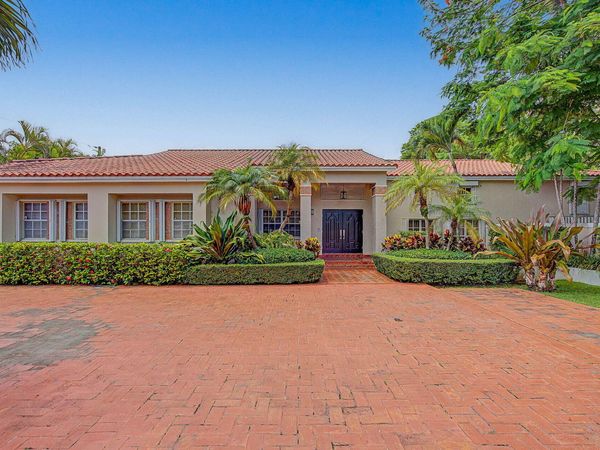 7030 Sunset Dr, Miami, FL 33143