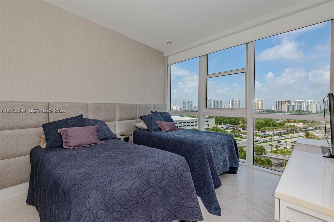 18201 Collins Ave , Unit 1101, Sunny Isles Beach, FL 33160 Photo