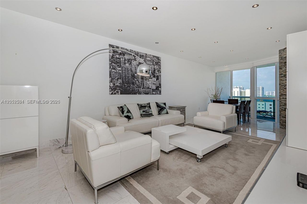 18201 Collins Ave , Unit 1101, Sunny Isles Beach, FL 33160 Photo