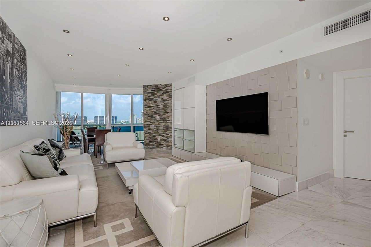 18201 Collins Ave , Unit 1101, Sunny Isles Beach, FL 33160 Photo