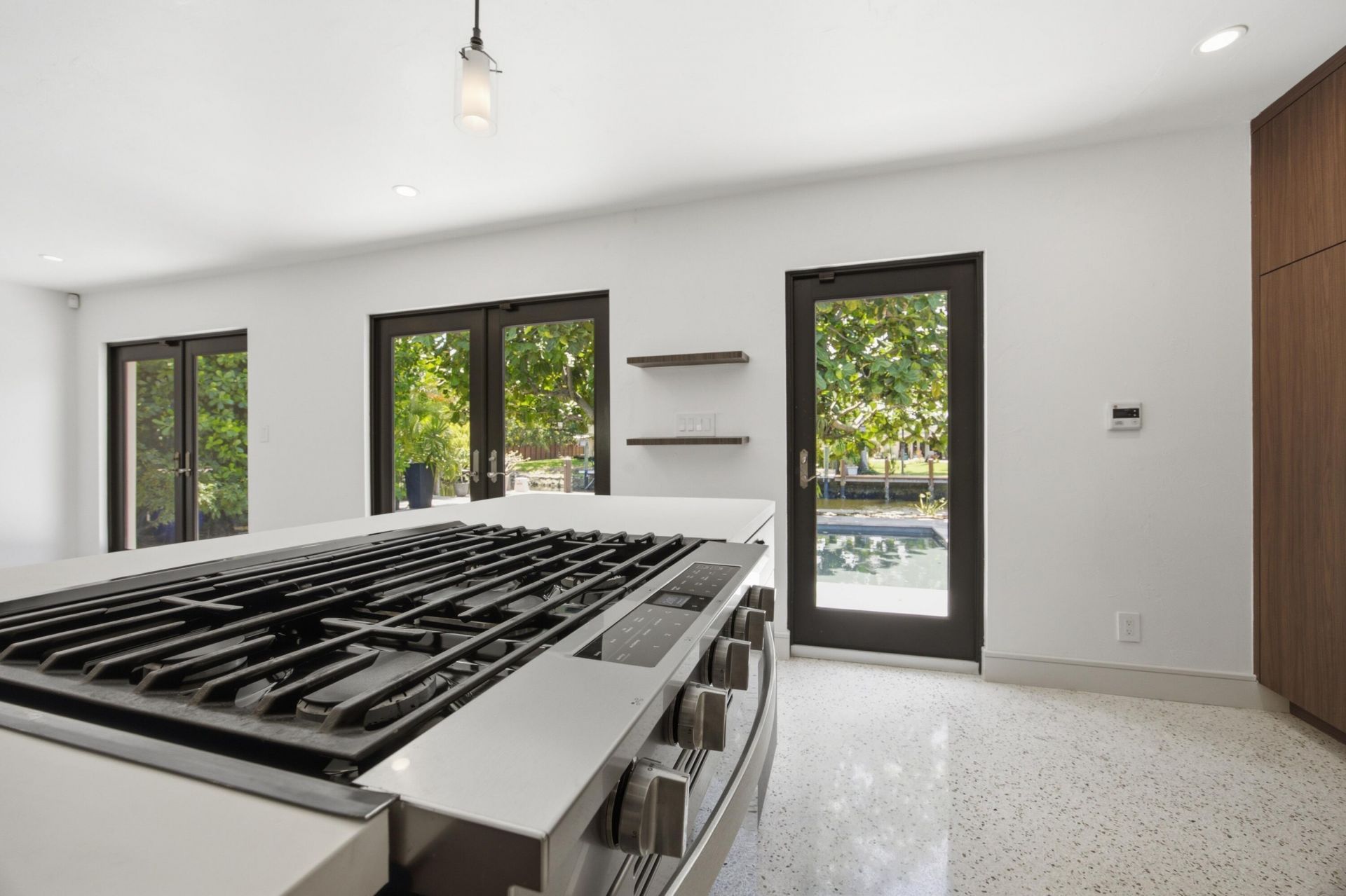 2001 N Victoria Park Road, Fort Lauderdale, FL 33305 Photo