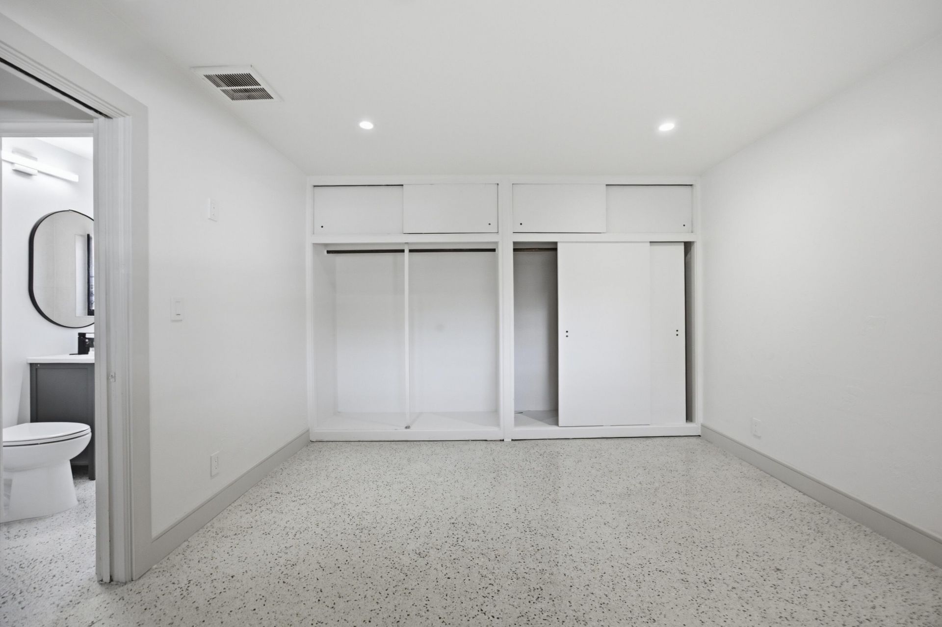 2001 N Victoria Park Road, Fort Lauderdale, FL 33305 Photo