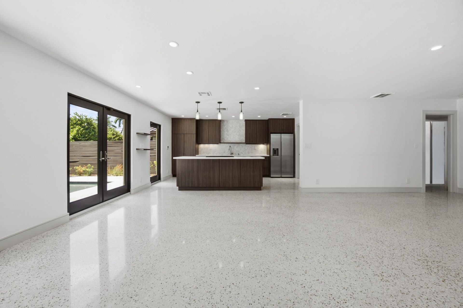 2001 N Victoria Park Road, Fort Lauderdale, FL 33305 Photo