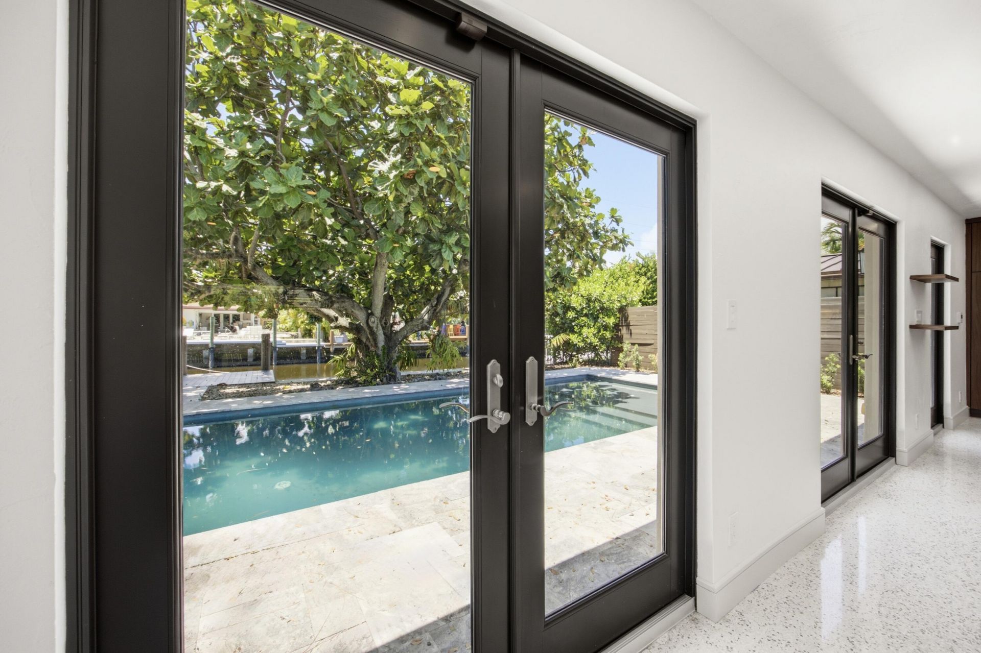 2001 N Victoria Park Road, Fort Lauderdale, FL 33305 Photo