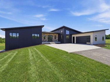 1220 Rice Road, Elma, NY 14059