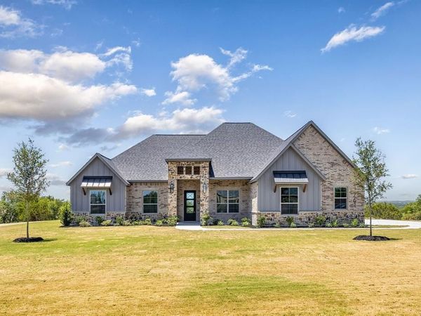 761 Burr Oak Lane, Weatherford, TX 76085