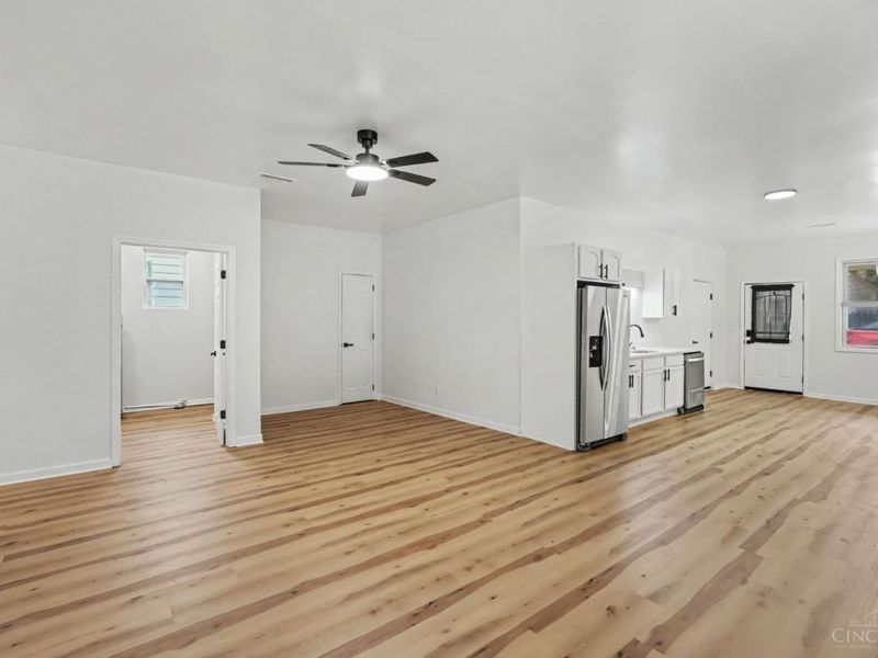 6310 Vine Street, Elmwood Place, OH 45216 Photo 3