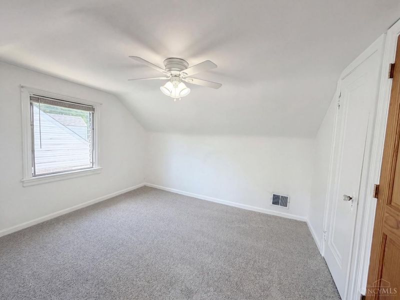 5476 Edalbert Drive, Green Township, OH 45239 Photo 15