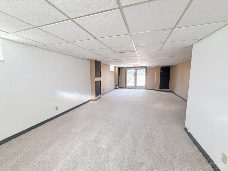 5476 Edalbert Drive, Green Township, OH 45239 Photo 19