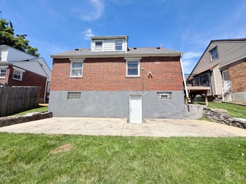 5476 Edalbert Drive, Green Township, OH 45239 Photo 5