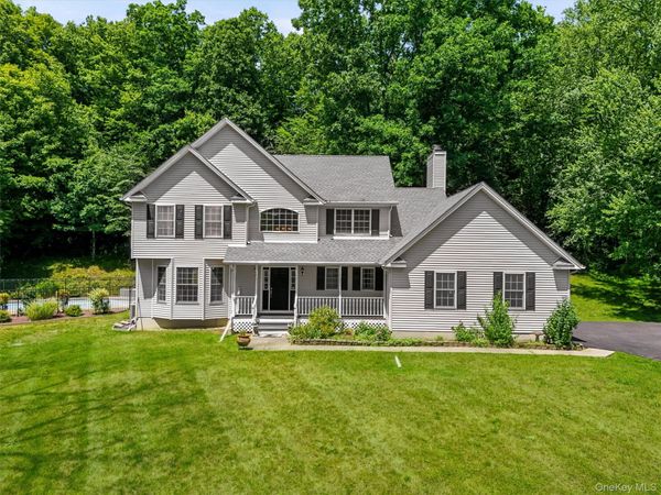 32 Robinson Lane , Wappingers Falls, NY 12590