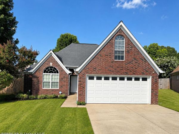 9015 Ontario Drive, Olive Branch, MS 38654