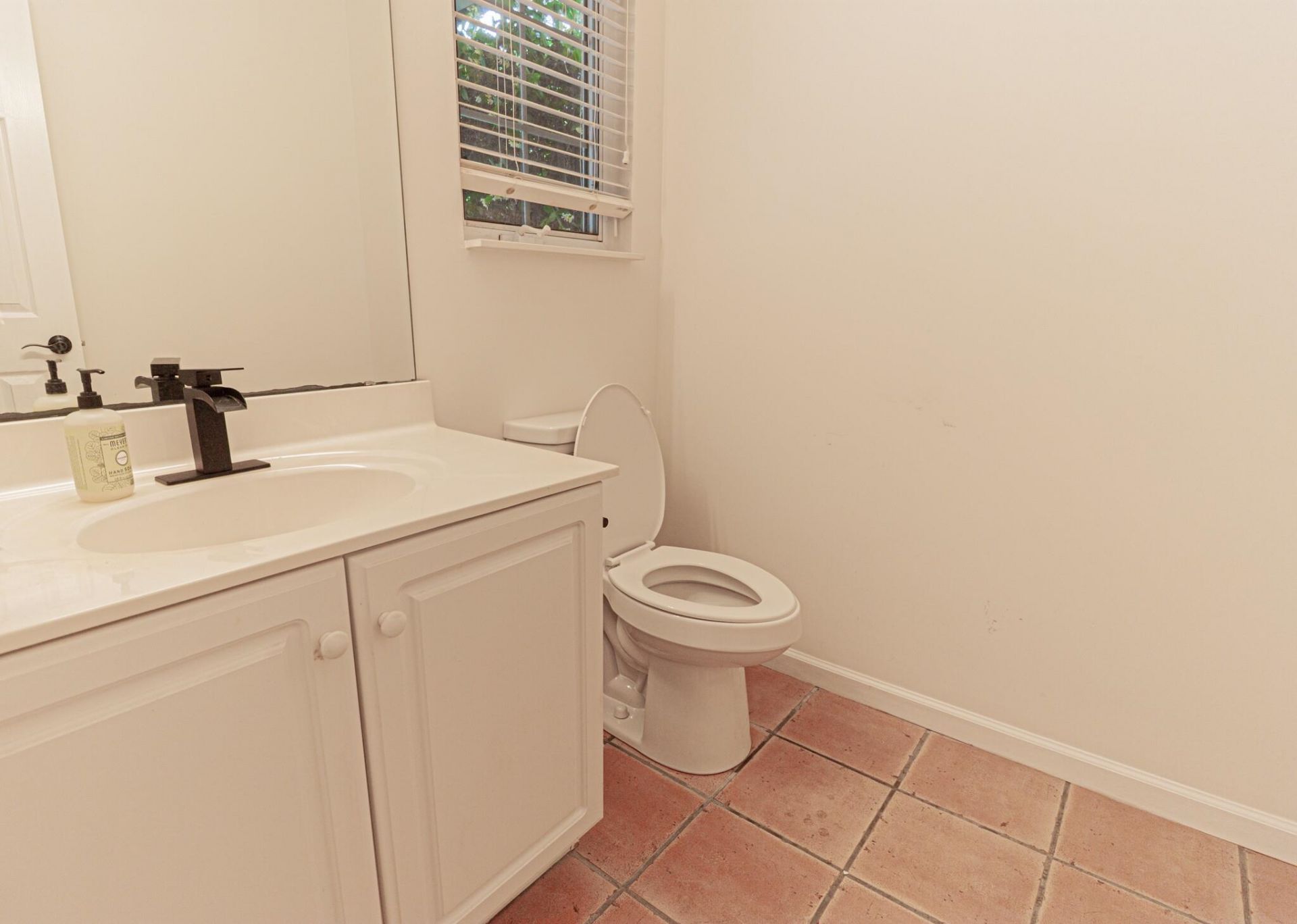 1813 Windmere Way Photo 11