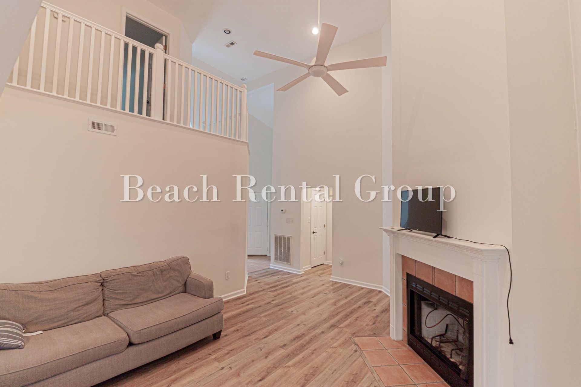 1813 Windmere Way  Photo 12