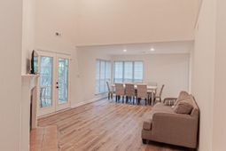 1813 Windmere Way photo 4