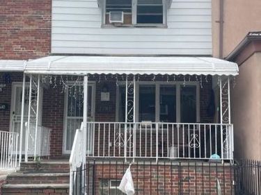 2702 S DARIEN STREET, PHILADELPHIA, PA 19148