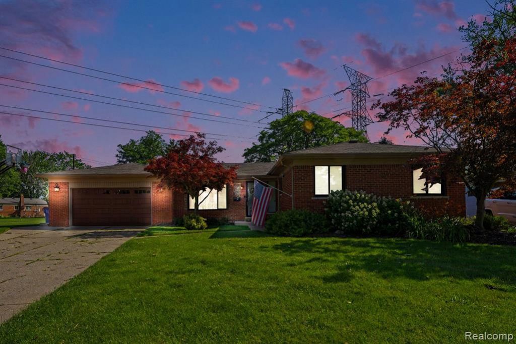 12485 Lutz Avenue, Warren, MI 48093 Main Photo