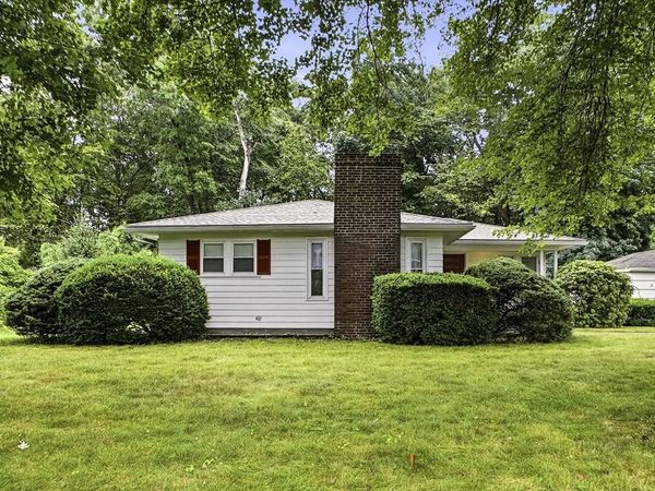 6 Charles St, Wayland, MA 01778