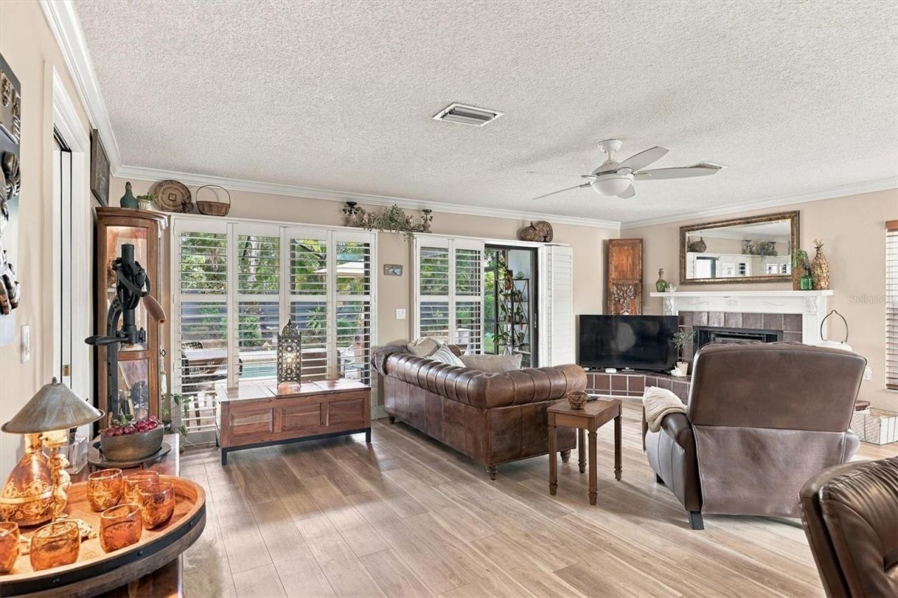 3828 Easton Street, Sarasota, FL 34238 Photo