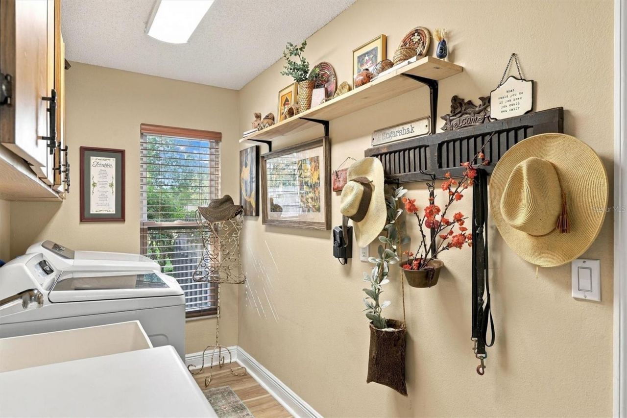 3828 Easton Street, Sarasota, FL 34238 Photo