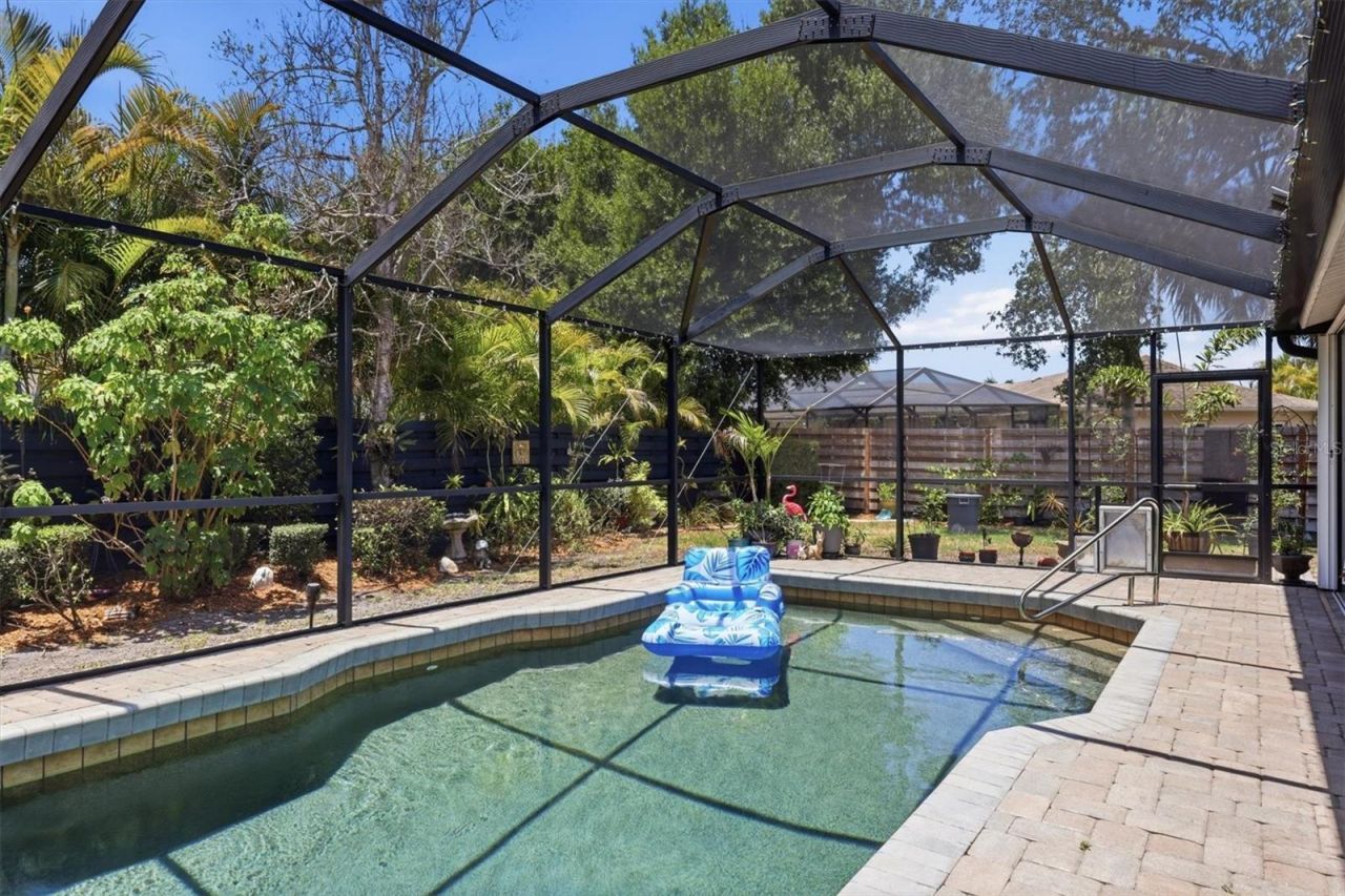 3828 Easton Street, Sarasota, FL 34238 Photo