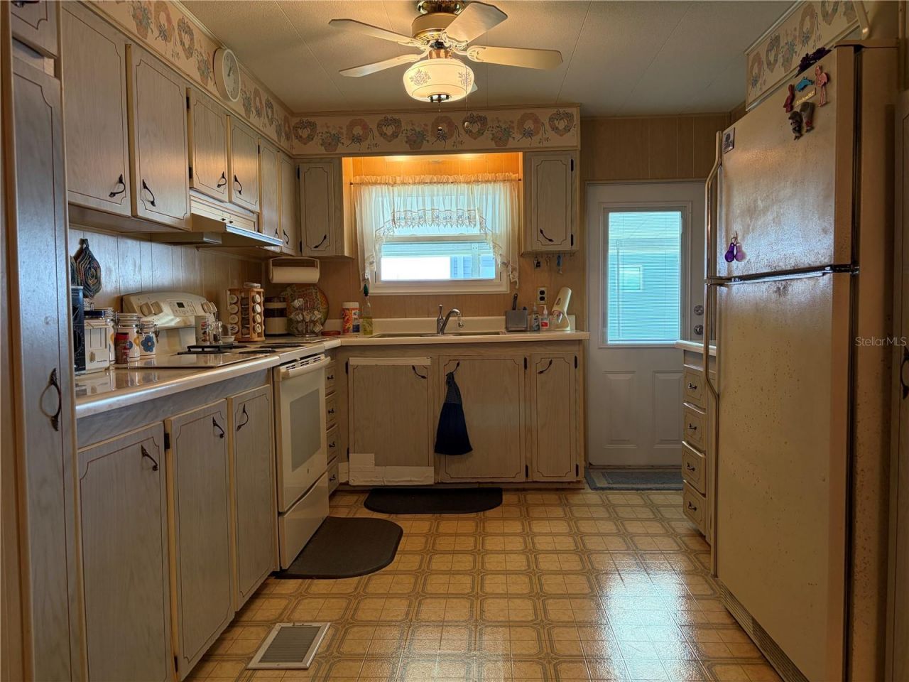 5304 Cherry Hill Avenue, Sarasota, FL 34234 Photo