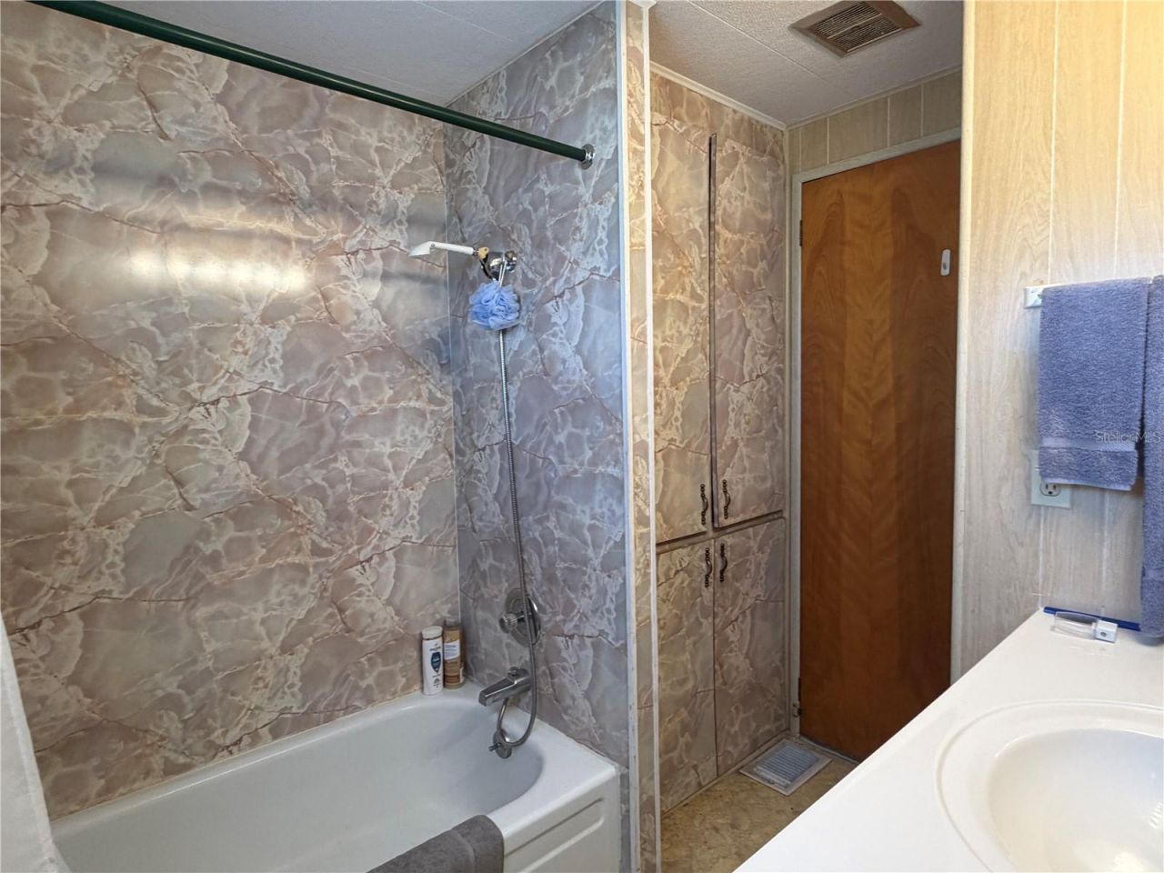 5304 Cherry Hill Avenue, Sarasota, FL 34234 Photo