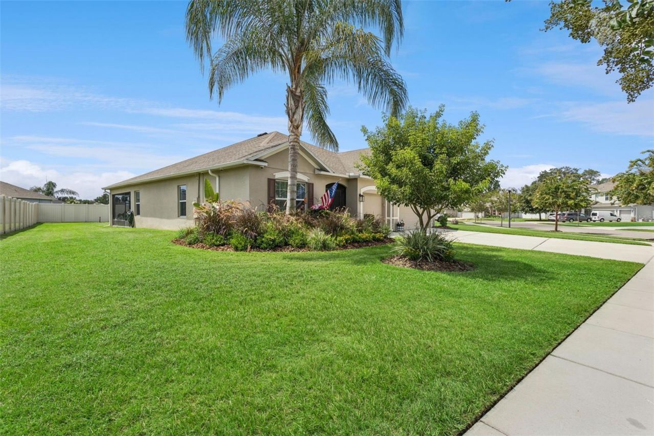1681 Marsh Pointe Drive, Clermont, FL 34711 Photo