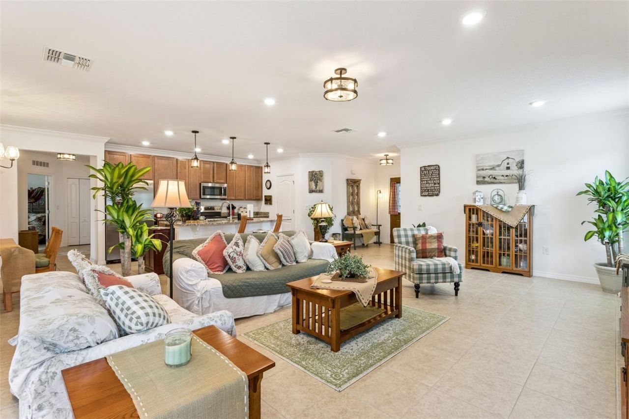 1681 Marsh Pointe Drive, Clermont, FL 34711 Photo