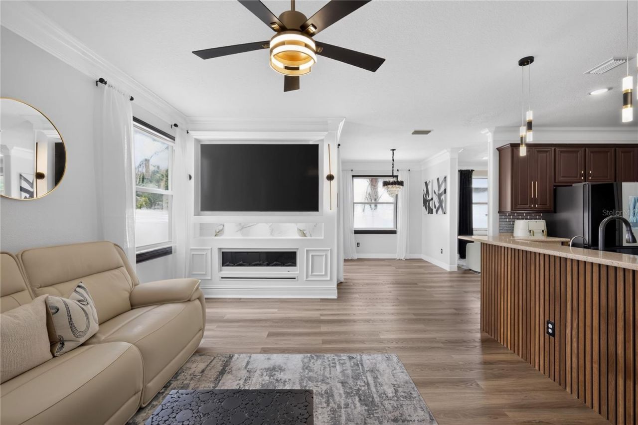 12209 Citrus Leaf Drive , Gibsonton, FL 33534 Photo