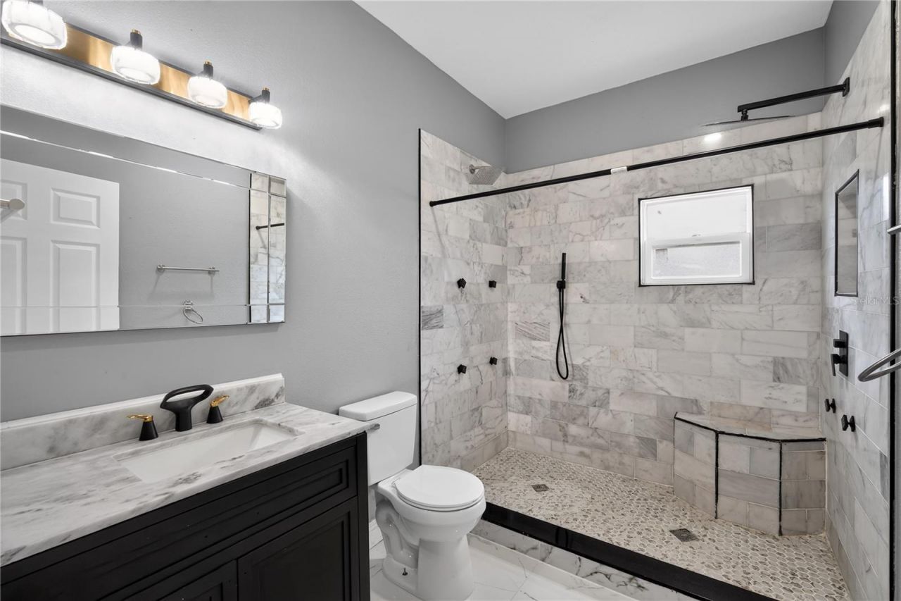 12209 Citrus Leaf Drive , Gibsonton, FL 33534 Photo