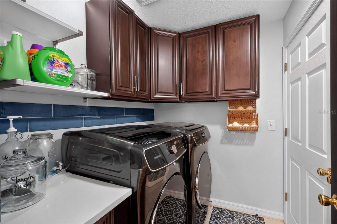 12209 Citrus Leaf Drive , Gibsonton, FL 33534 Photo