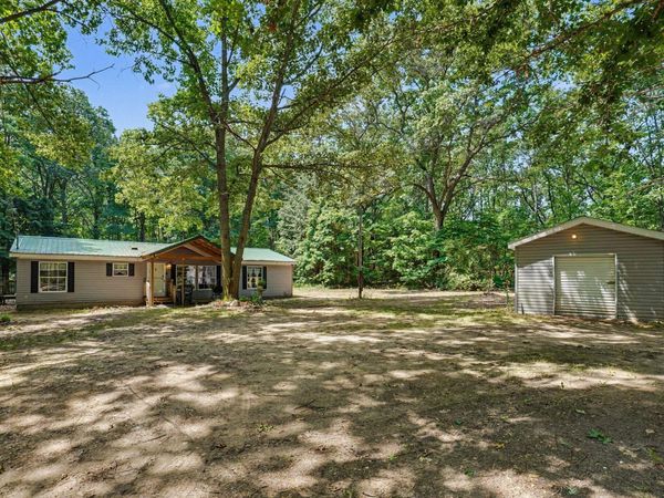 49163 County Road 388, Grand Junction, MI 49056