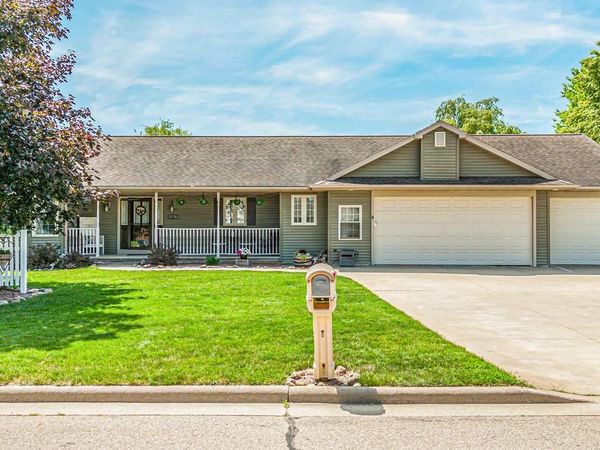 1108 MISTLETOE LANE, Winneconne, WI 54986