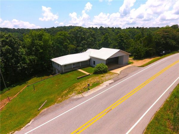 4250 AR 7 S , Jasper, AR 72641