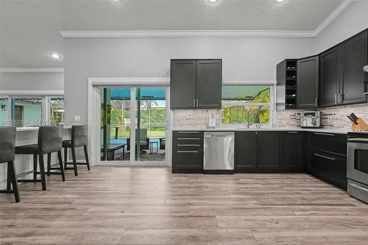 5085 NW 96th Way, Coral Springs, FL 33076 Photo