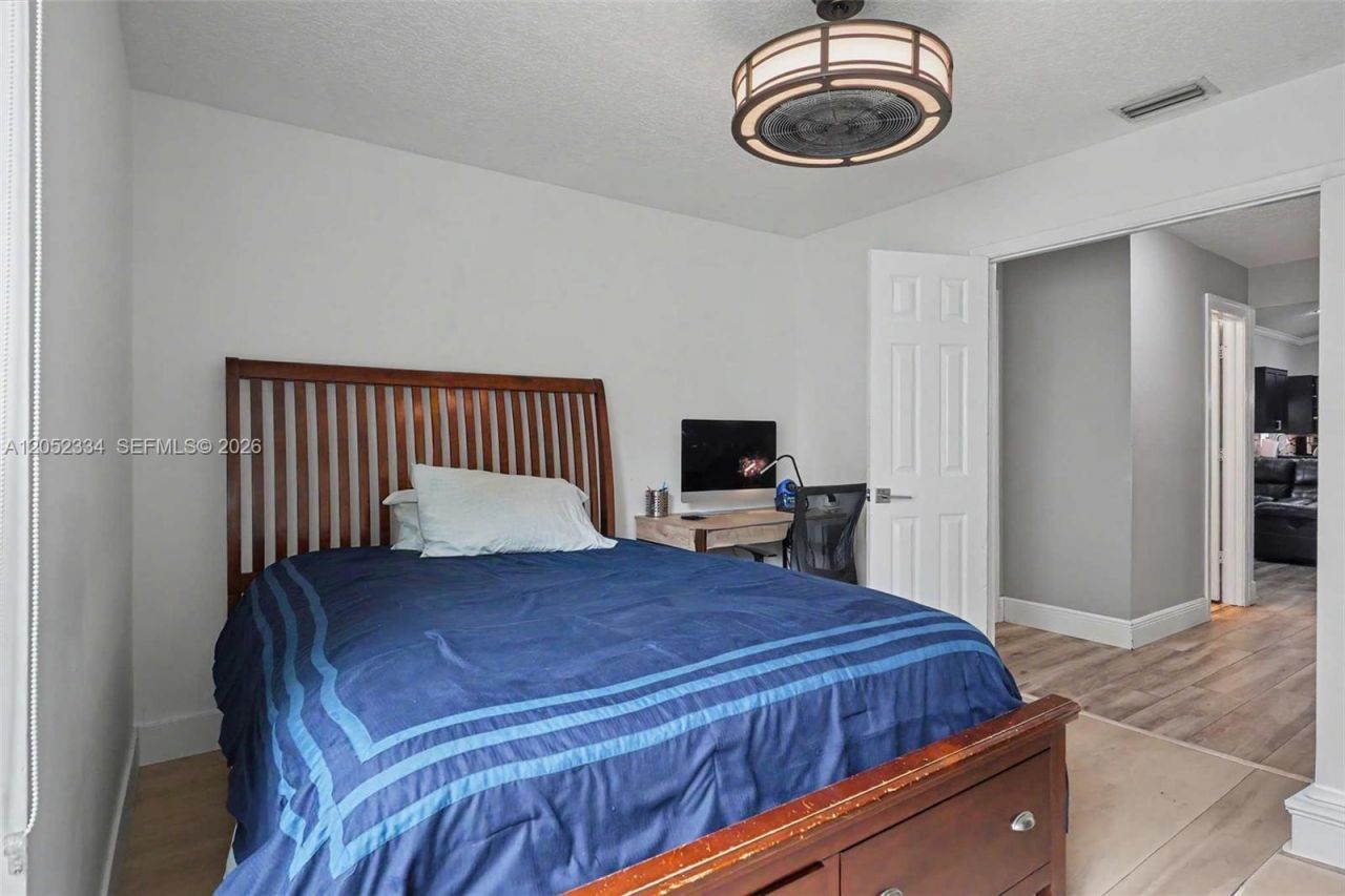 5085 NW 96th Way, Coral Springs, FL 33076 Photo