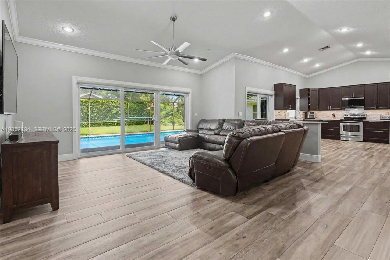 5085 NW 96th Way, Coral Springs, FL 33076 Photo