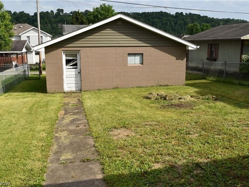 4032 Lincoln Avenue, Shadyside, OH 43947 Photo 5