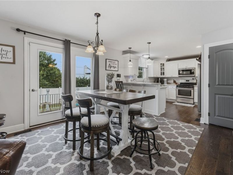 5852 Sky Ridge Avenue NE, Louisville, OH 44641 Photo 13