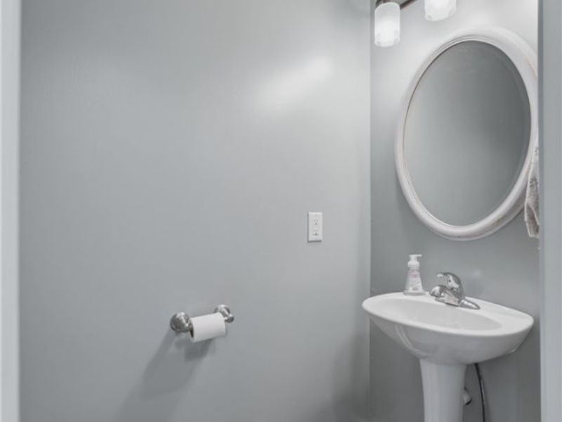 5852 Sky Ridge Avenue NE, Louisville, OH 44641 Photo 21