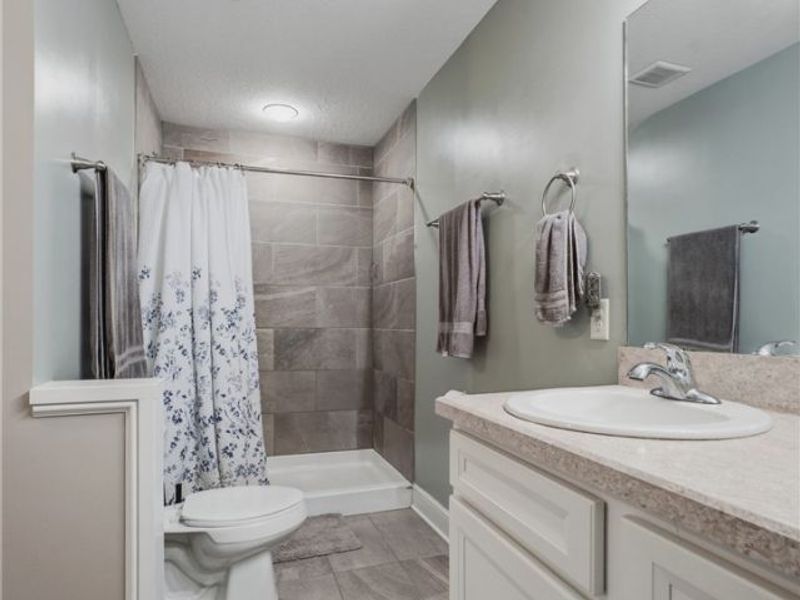 5852 Sky Ridge Avenue NE, Louisville, OH 44641 Photo 28