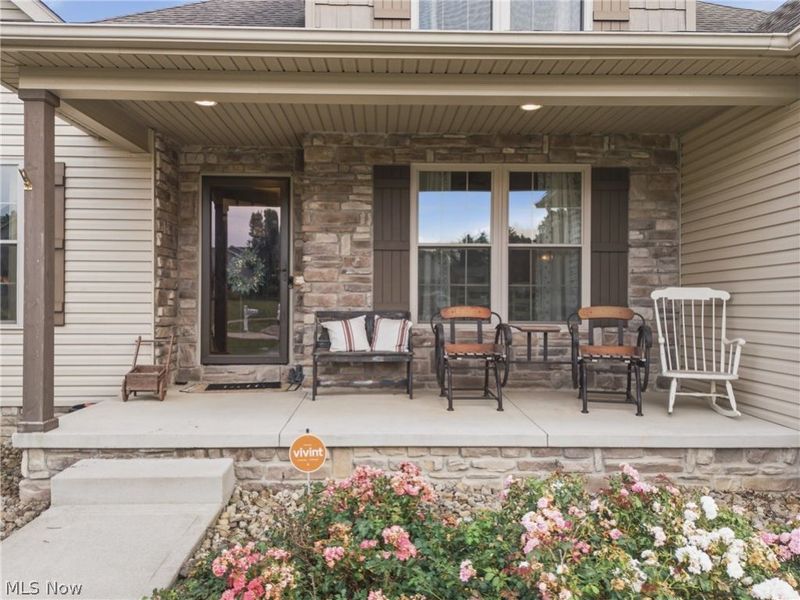 5852 Sky Ridge Avenue NE, Louisville, OH 44641 Photo 4