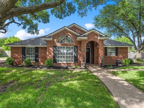 112 Briar Ridge Drive , Hewitt, TX 76643