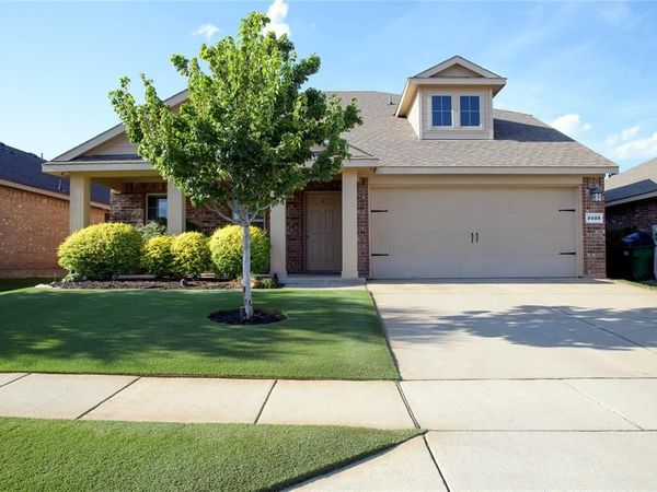 2423 French Street, Fate, TX 75189