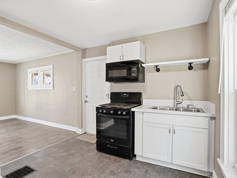 2508 Parkwood Avenue, Columbus, OH 43211 Photo 14