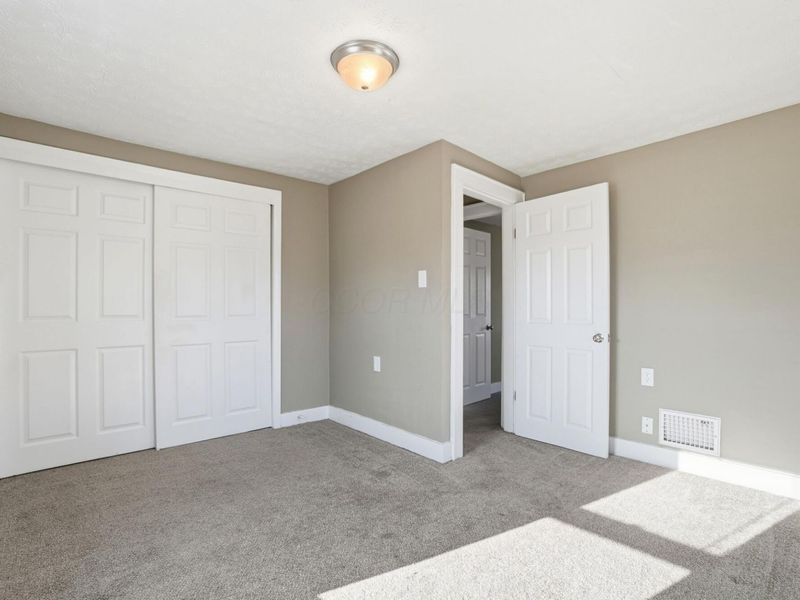 2508 Parkwood Avenue, Columbus, OH 43211 Photo 26