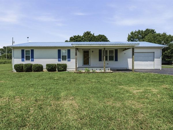3640 Bowling Green Road , Scottsville, KY 42164